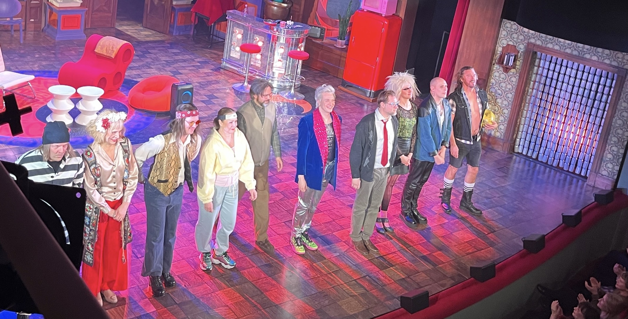 Teatteriarvio Tampereen teatteri Alivuokralainen