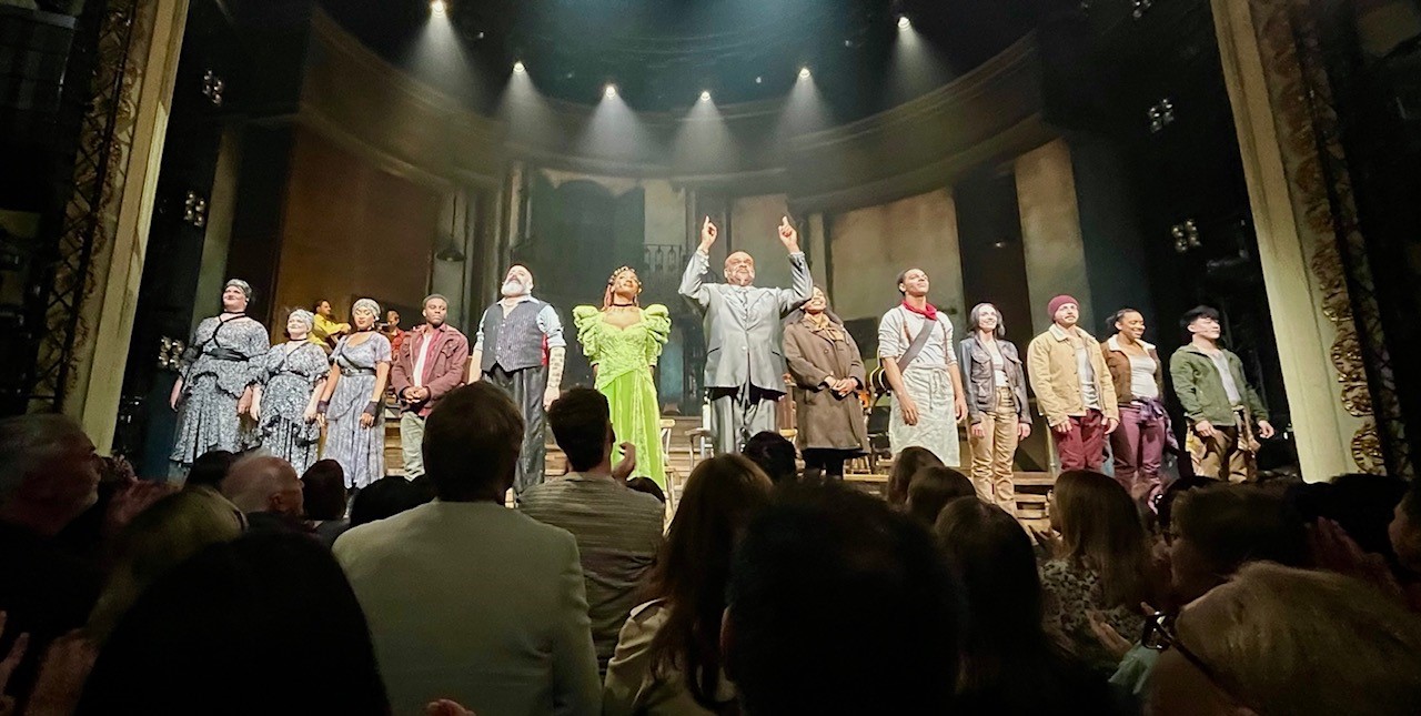 Hadestown Lontoo musikaali teatteriarvostelu