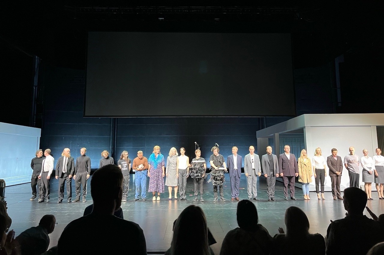 Rahamaa Eesti Draamateater teatteriarvio teatteriblogi Tampereen Teatterikesä